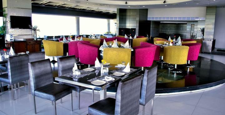 Hotel Shivalikview Chandīgarh Екстериор снимка