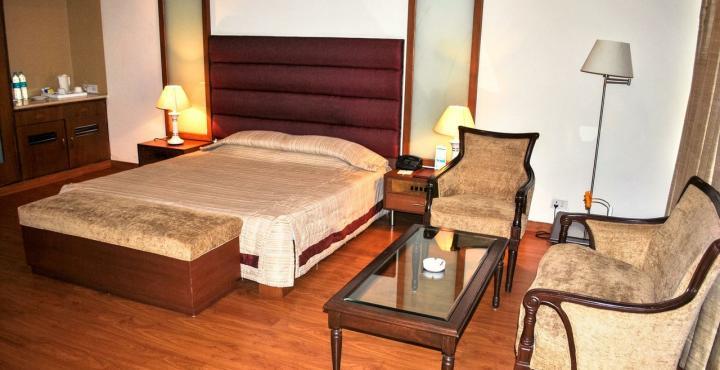 Hotel Shivalikview Chandīgarh Екстериор снимка