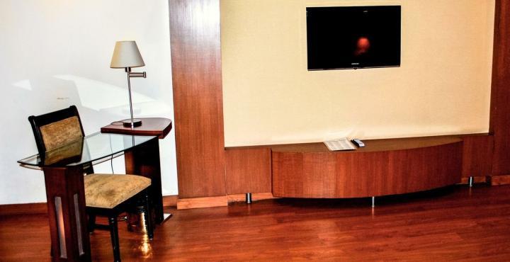 Hotel Shivalikview Chandīgarh Екстериор снимка