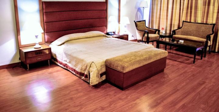 Hotel Shivalikview Chandīgarh Екстериор снимка