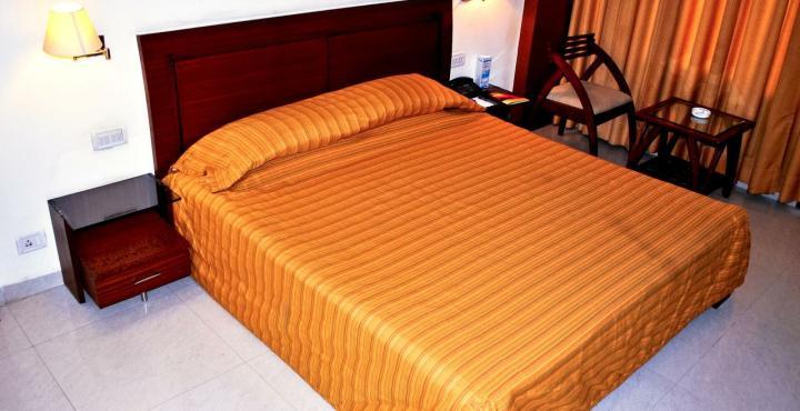 Hotel Shivalikview Chandīgarh Екстериор снимка