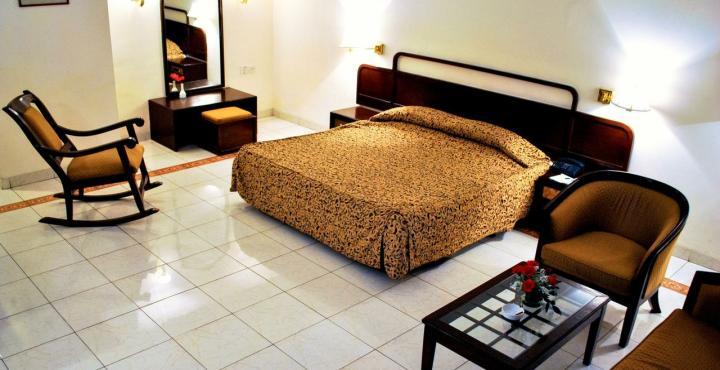 Hotel Shivalikview Chandīgarh Екстериор снимка