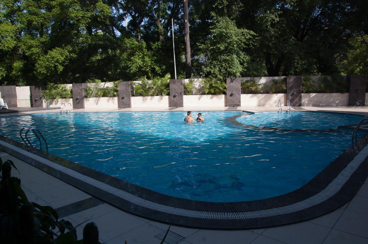 Hotel Shivalikview Chandīgarh Екстериор снимка
