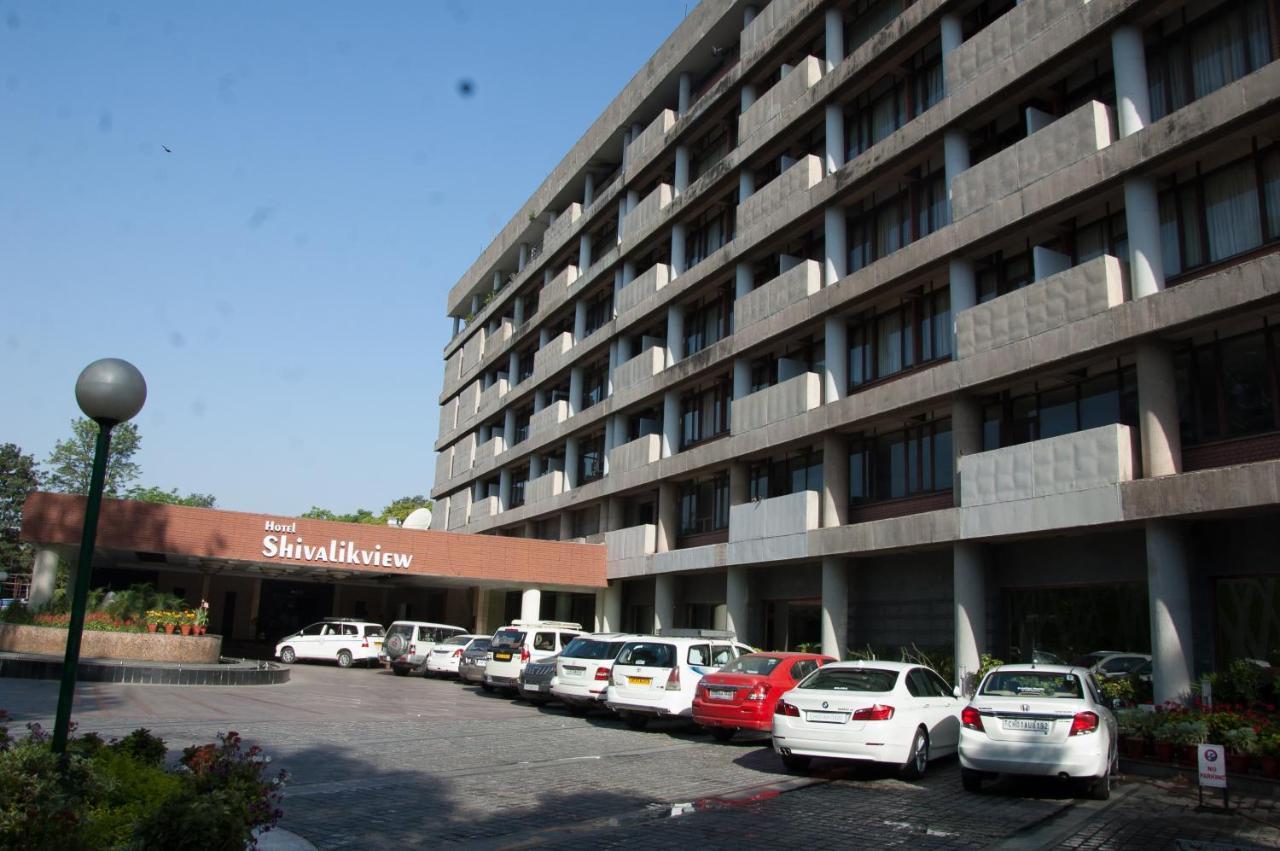 Hotel Shivalikview Chandīgarh Екстериор снимка