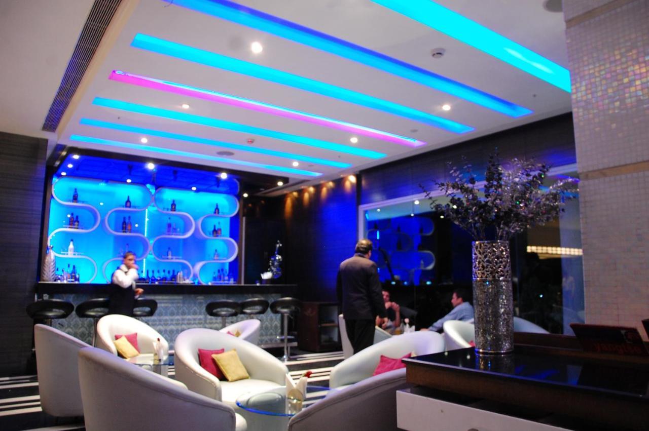 Hotel Shivalikview Chandīgarh Екстериор снимка